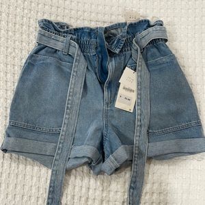 NWT Zara paper bag shorts